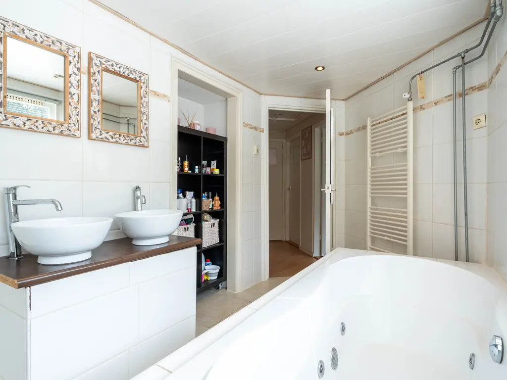 Hellebaardstraat 12, TILBURG