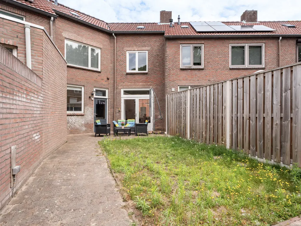Hellebaardstraat 12, TILBURG