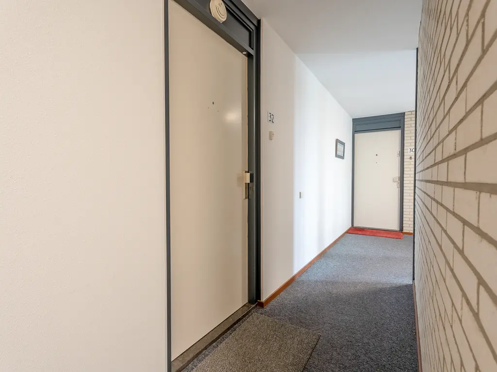 Brandaris 32, OOSTERHOUT