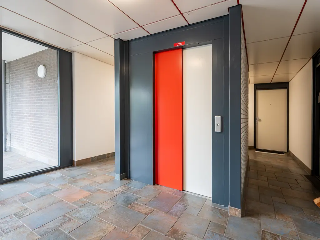 Brandaris 32, OOSTERHOUT