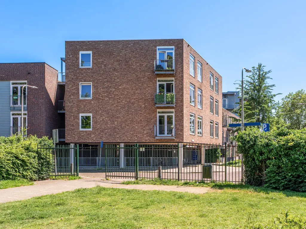 Gardiaanhof 23, TILBURG
