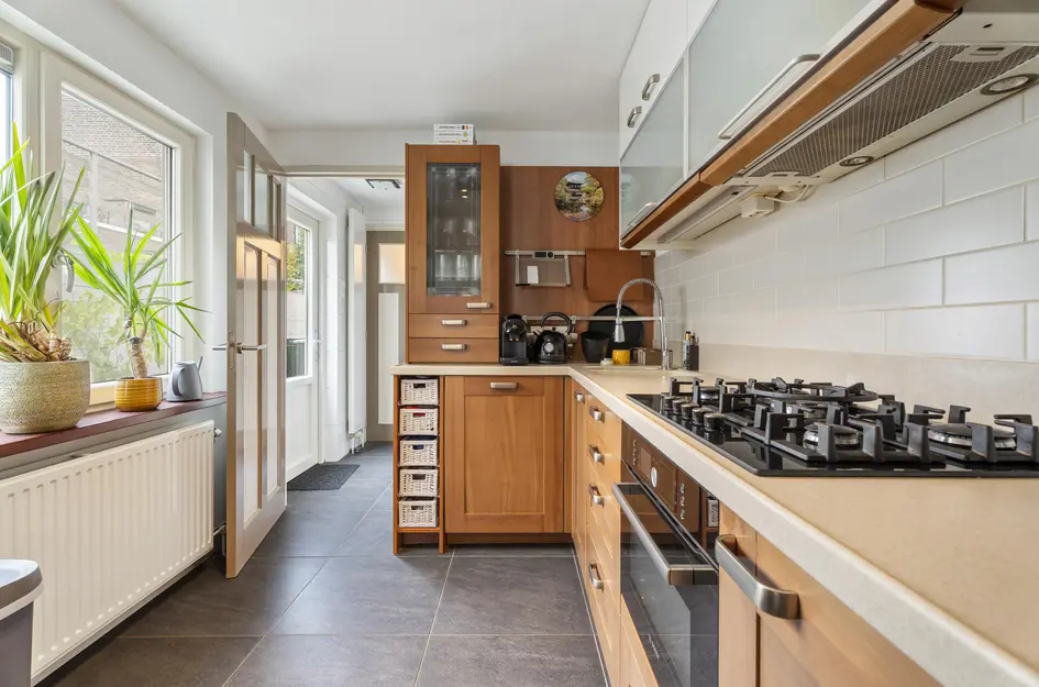 Van Meterenstraat 27