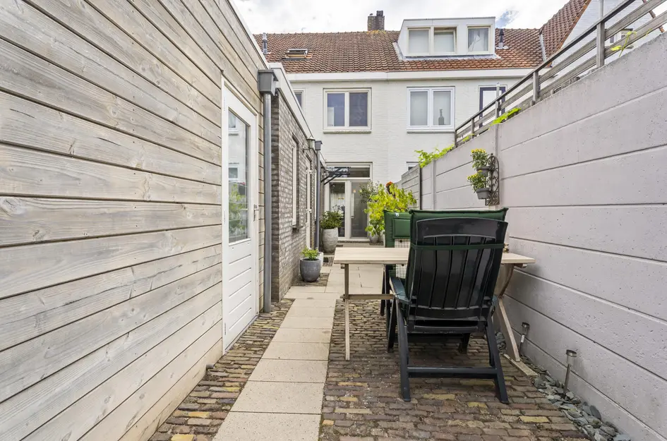 Van Meterenstraat 27
