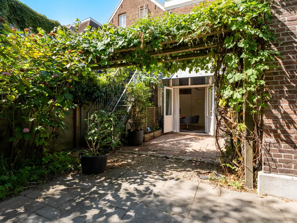 Mauritsstraat 24, BREDA