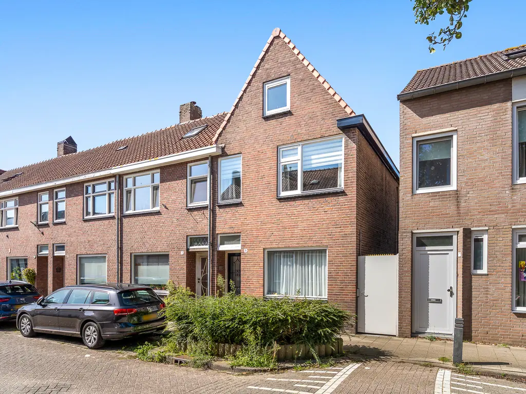 Bisschop Sonniusstraat 9, TILBURG