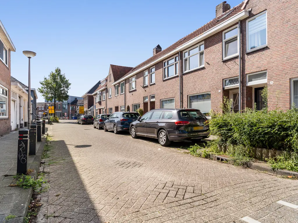 Bisschop Sonniusstraat 9, TILBURG
