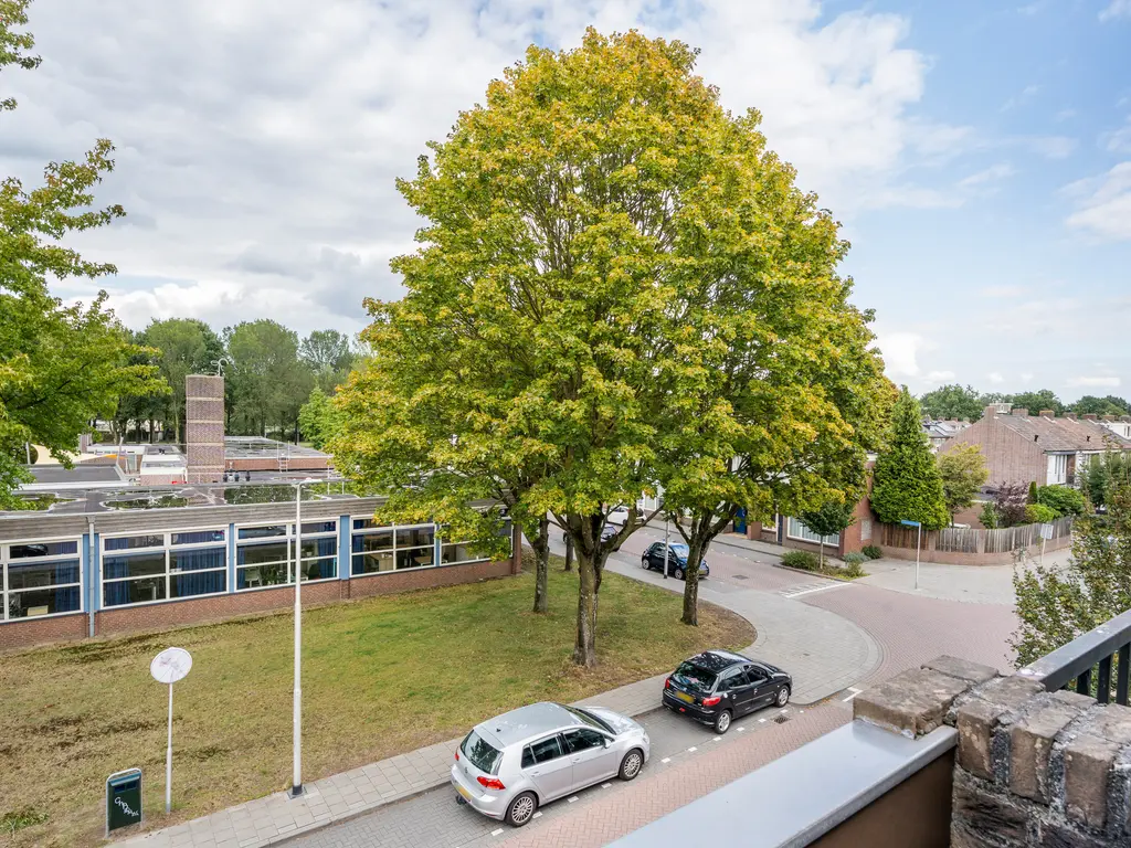 Montfortanenlaan 78, TILBURG