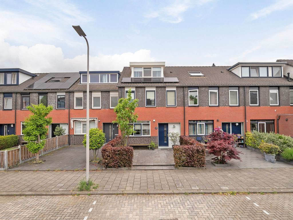 Pergolesistraat 13, Capelle aan den IJssel