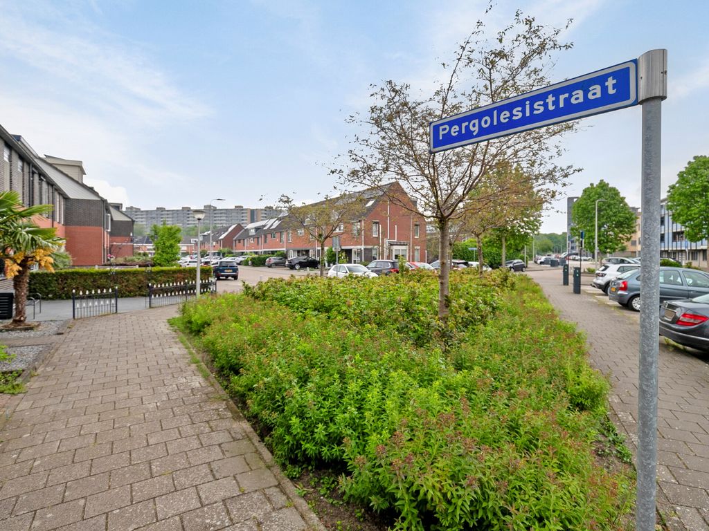 Pergolesistraat 13, Capelle aan den IJssel