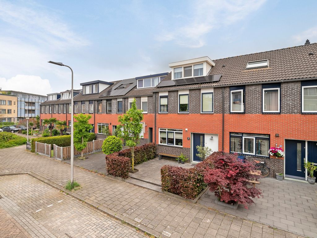 Pergolesistraat 13, Capelle aan den IJssel