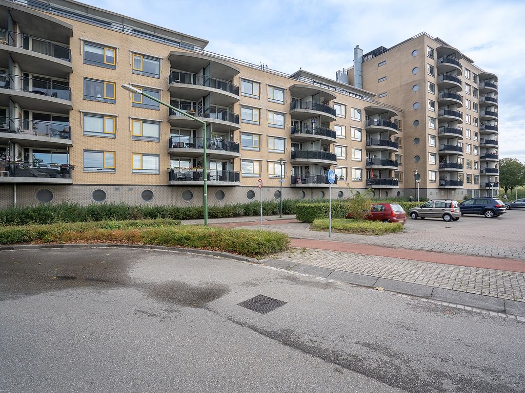 Lehárstraat 166, Capelle aan den IJssel