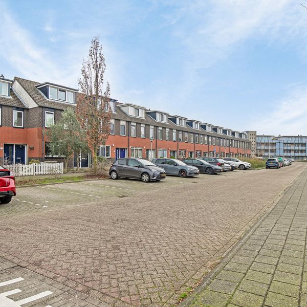 Donizettistraat 24, Capelle aan den IJssel