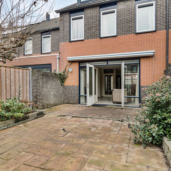 Donizettistraat 24, Capelle aan den IJssel