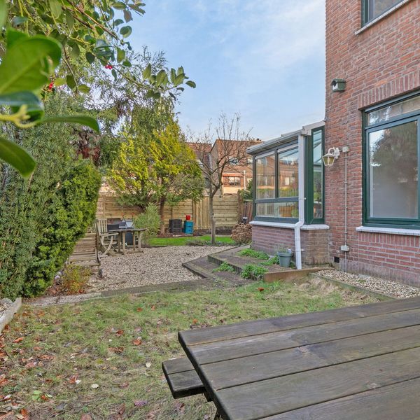 Ahrdal 15, Capelle aan den IJssel