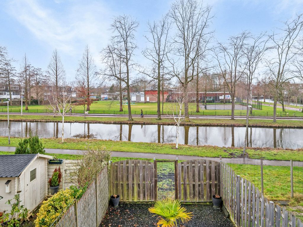 Savanne 77, Capelle aan den IJssel