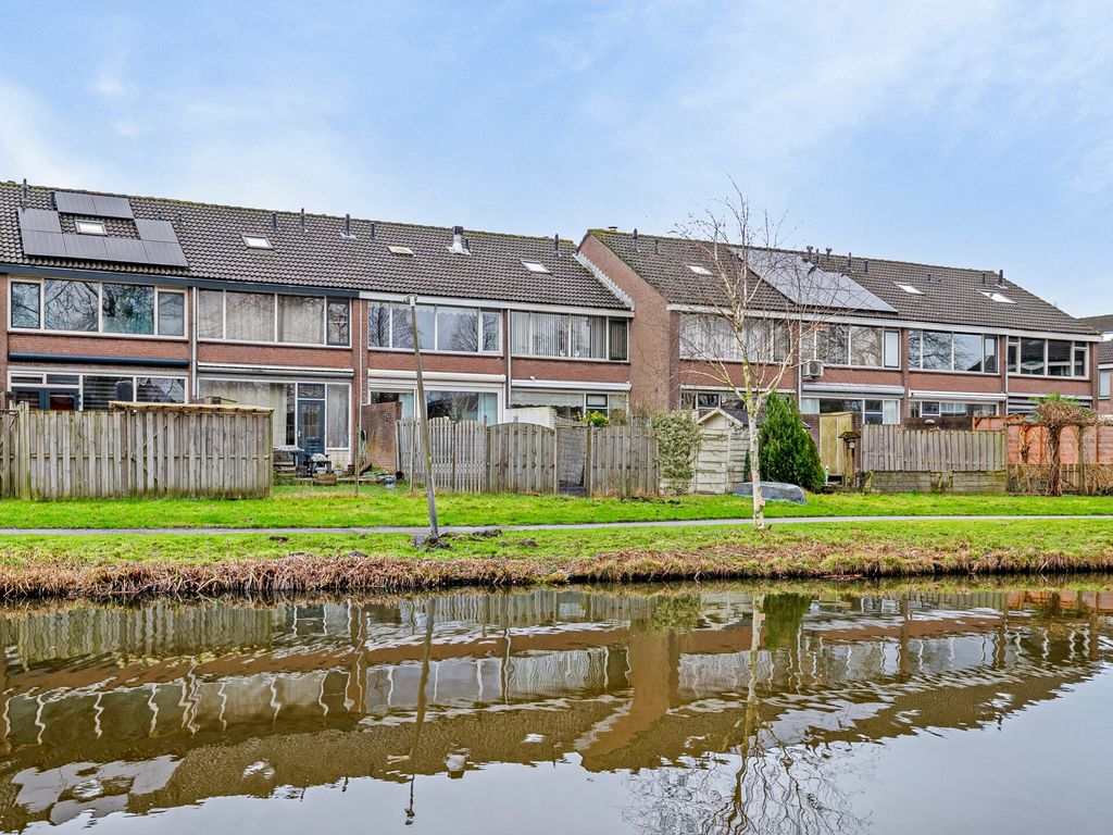 Savanne 77, Capelle aan den IJssel