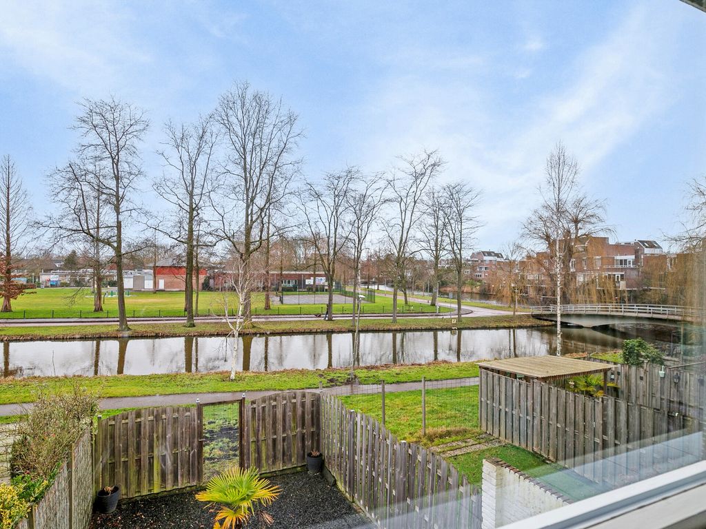 Savanne 77, Capelle aan den IJssel