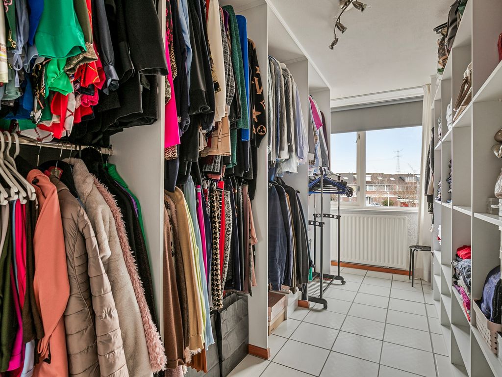 Savanne 77, Capelle aan den IJssel
