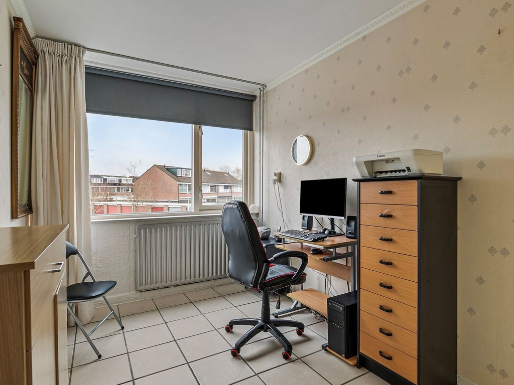 Savanne 77, Capelle aan den IJssel