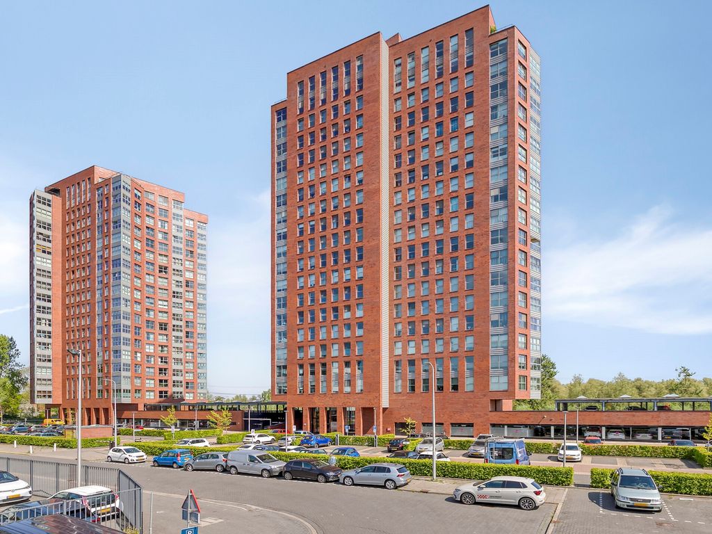 Wijde Wormer 102, Capelle aan den IJssel