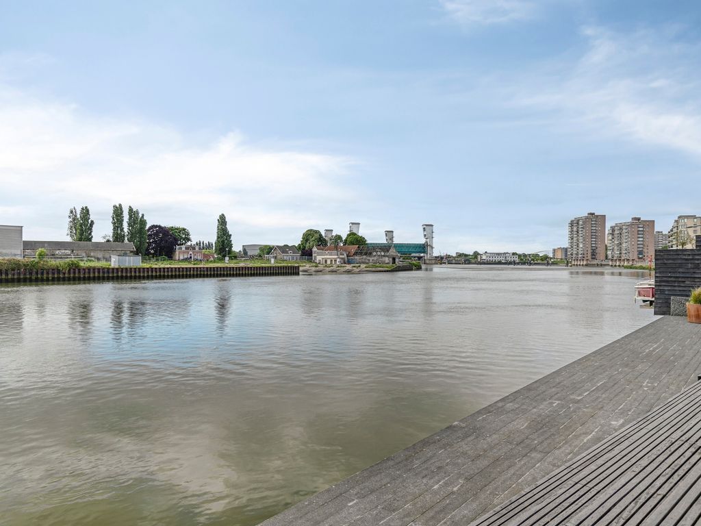 Julianastraat 8, Capelle aan den IJssel
