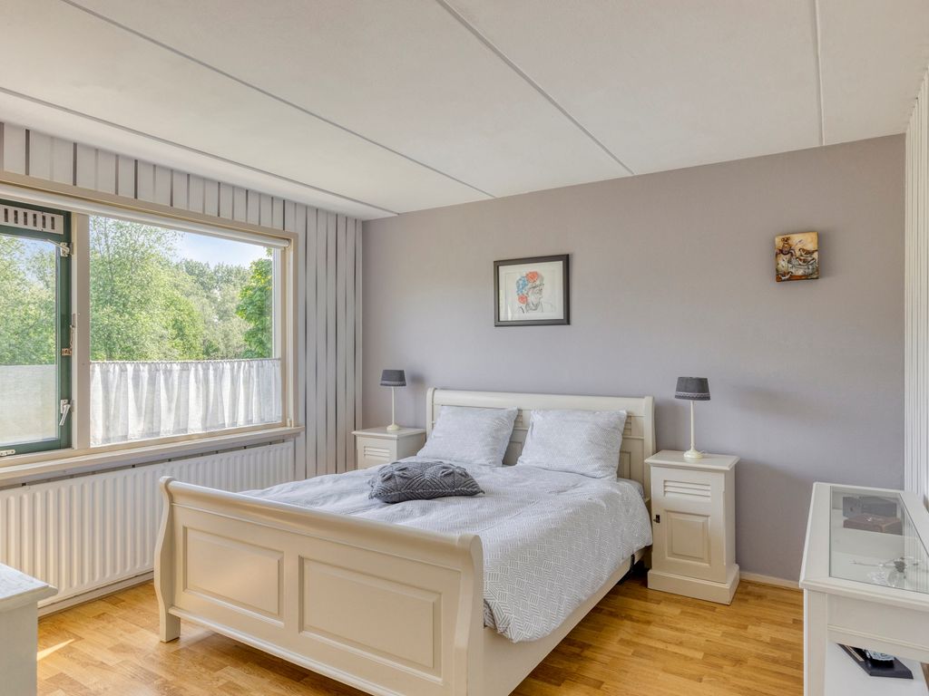 Ceramstraat 5, Capelle aan den IJssel