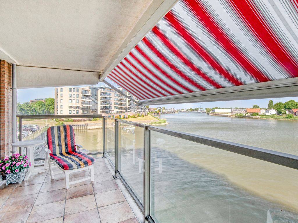 Ketensezoom 63, Capelle aan den IJssel