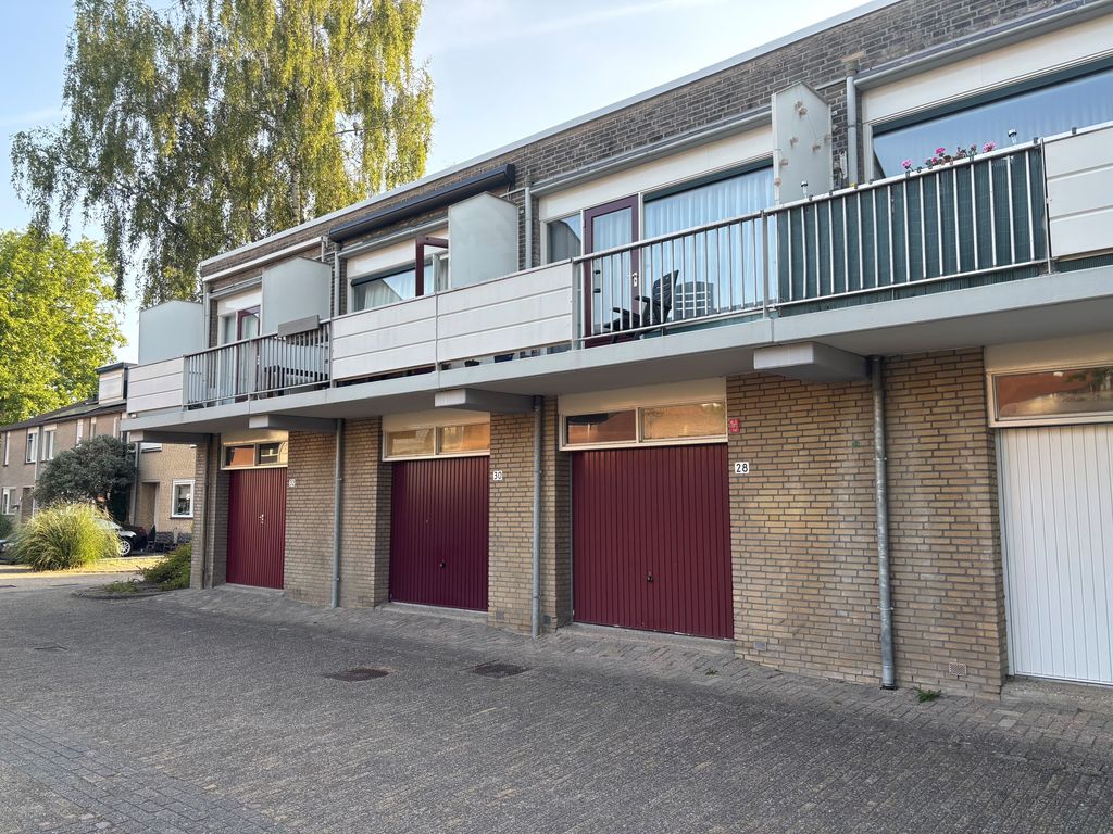 St. Luciabaai 28, Capelle aan den IJssel