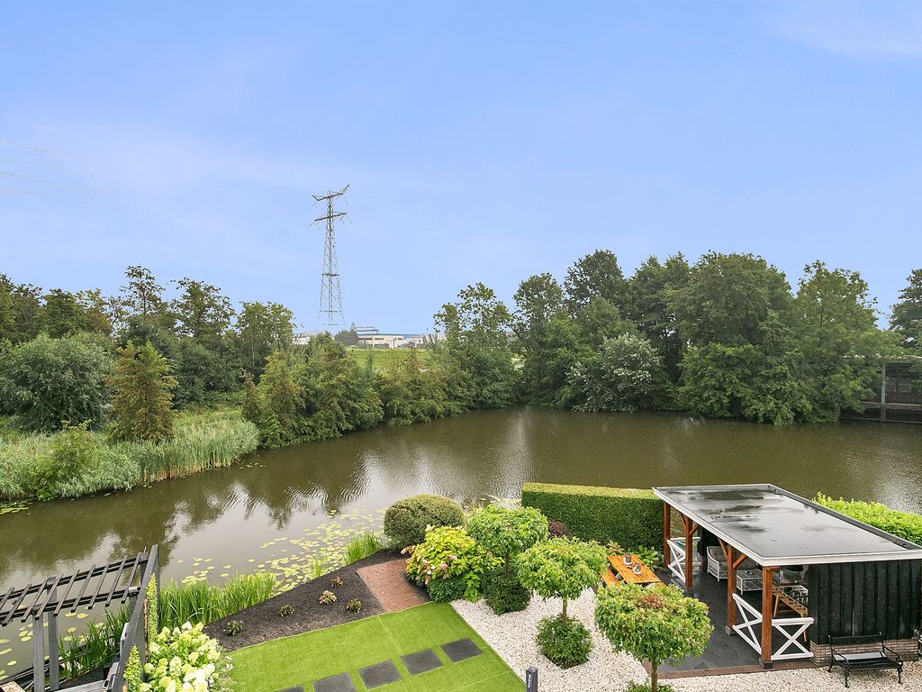 IJsselwaard 10, Capelle aan den IJssel