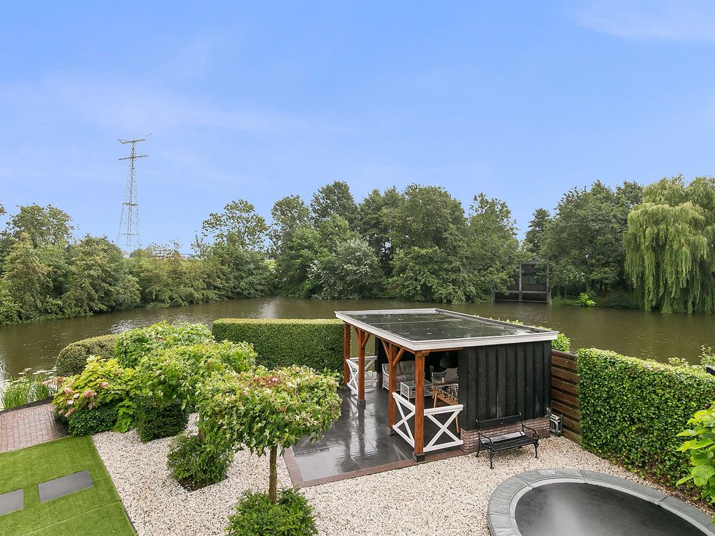 IJsselwaard 10, Capelle aan den IJssel