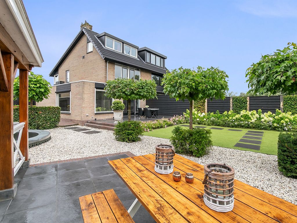 IJsselwaard 10, Capelle aan den IJssel