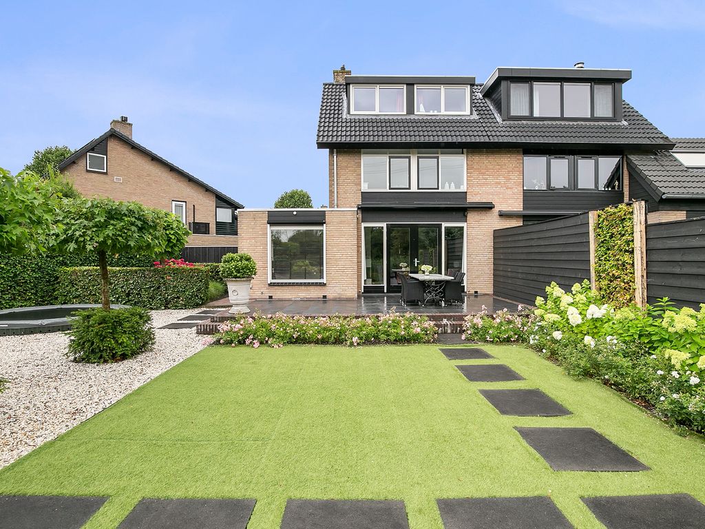 IJsselwaard 10, Capelle aan den IJssel