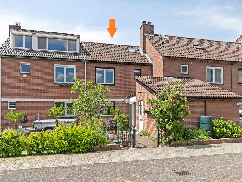 IJsdans 30, Capelle aan den IJssel