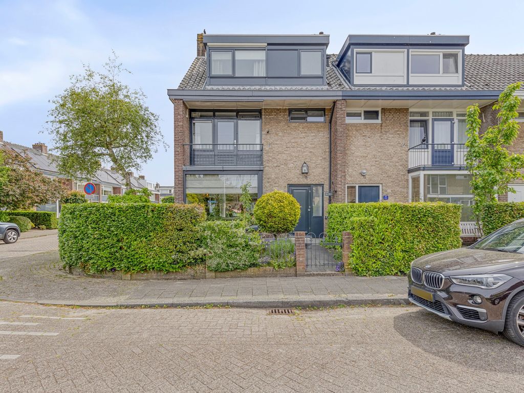 Jacob Catslaan 28, Capelle aan den IJssel