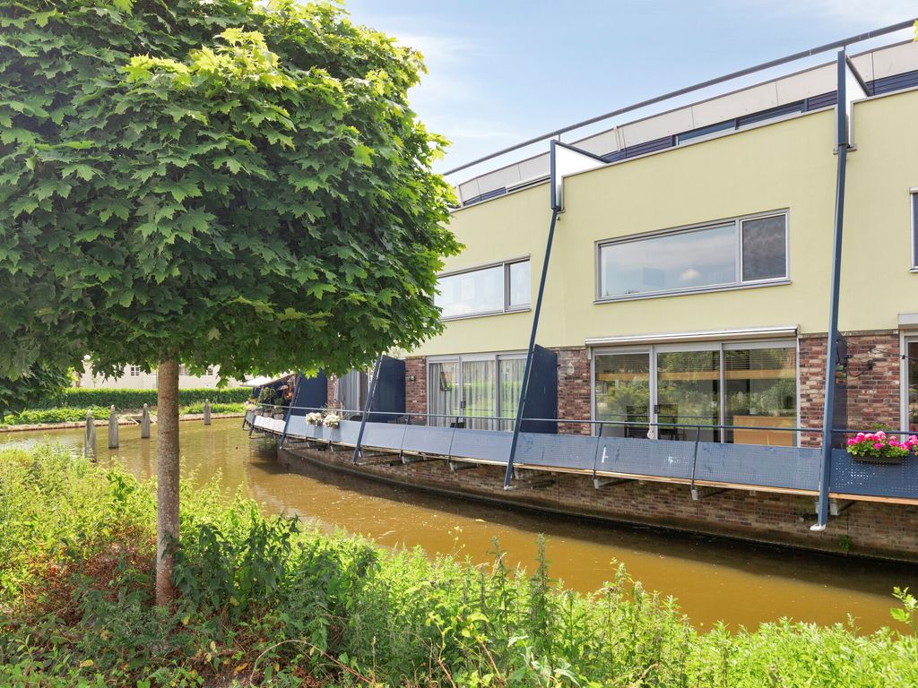 Puccinistraat 9, Capelle aan den IJssel