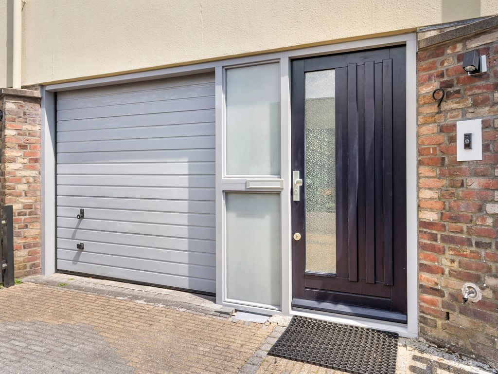 Puccinistraat 9, Capelle aan den IJssel