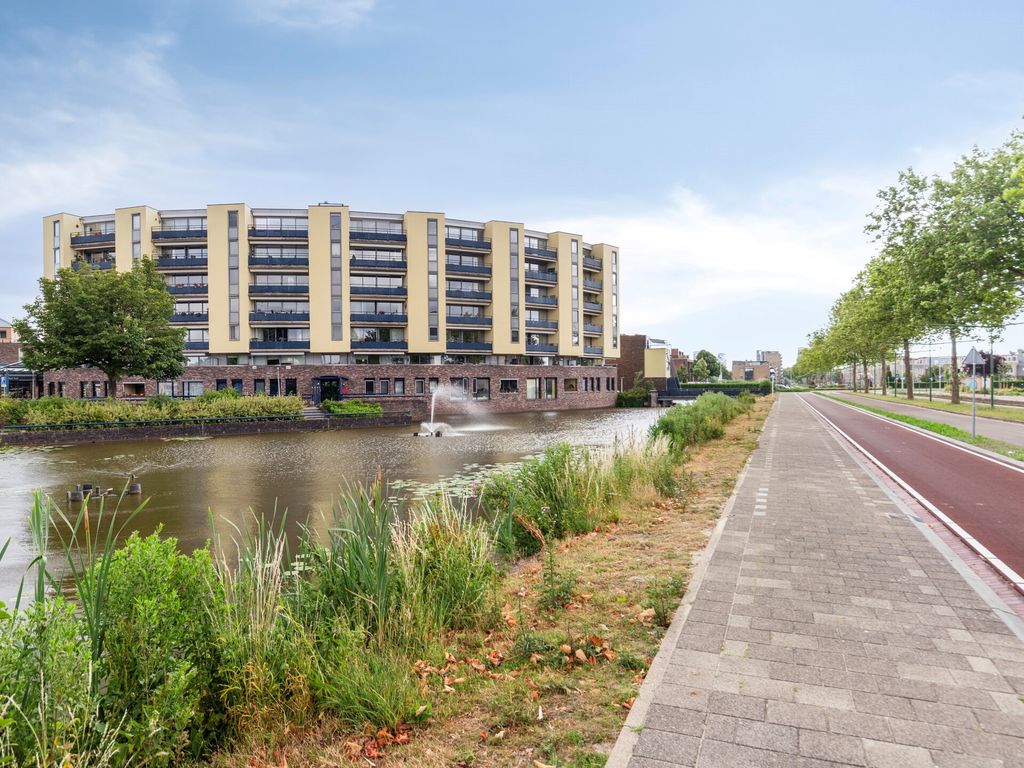 Puccinistraat 129, Capelle aan den IJssel