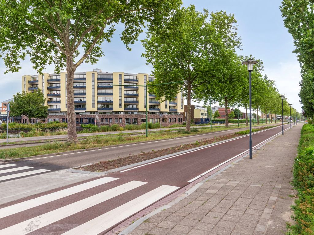 Puccinistraat 129, Capelle aan den IJssel