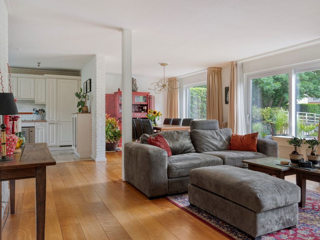 Ahrdal 28, Capelle aan den IJssel