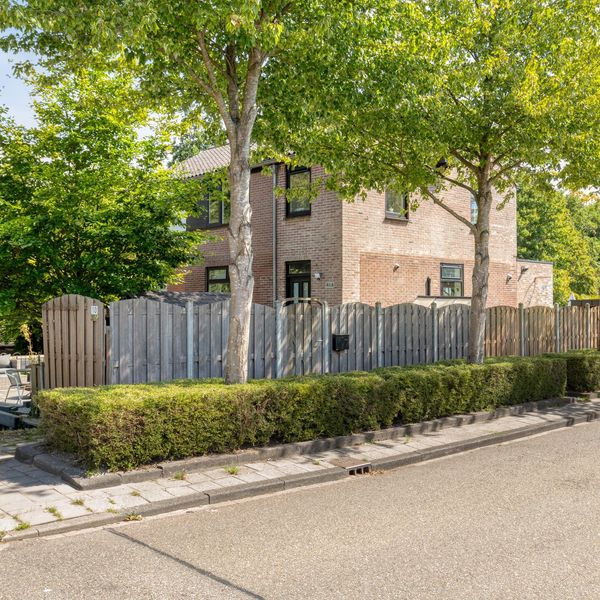 Hoofdweg-Zuid 10, Nieuwerkerk aan den IJssel