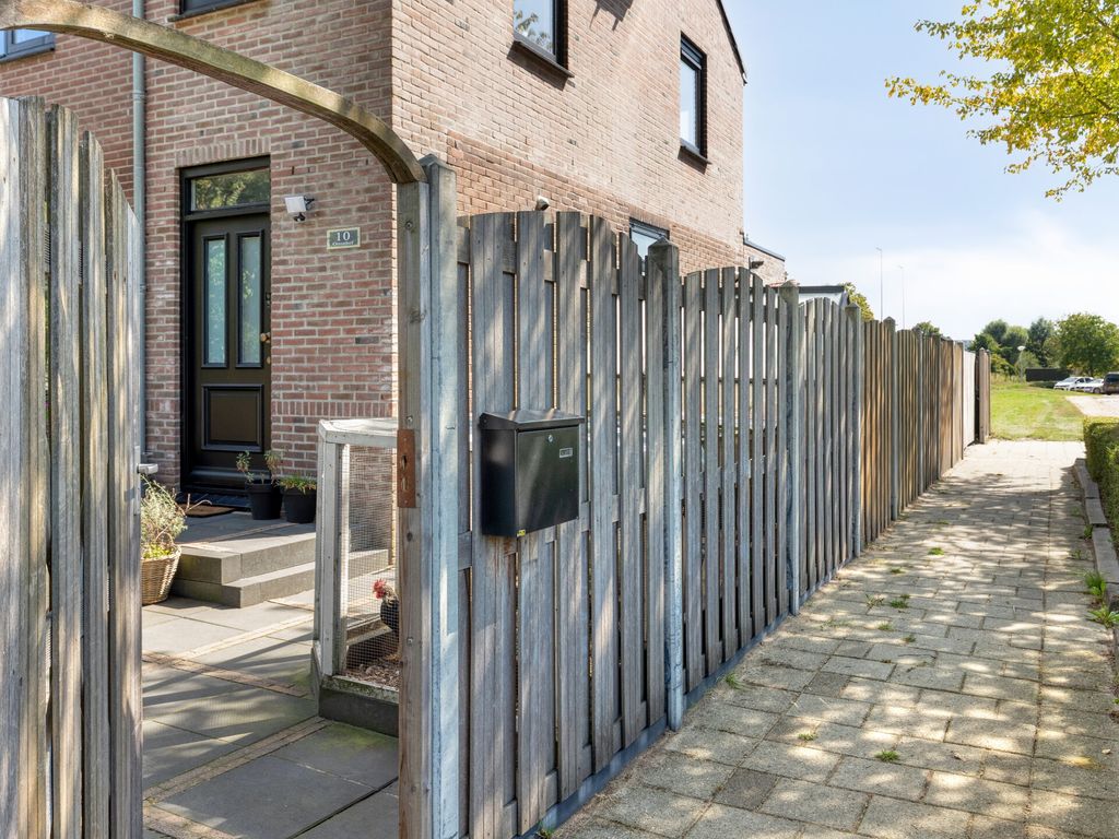 Hoofdweg-Zuid 10, Nieuwerkerk aan den IJssel