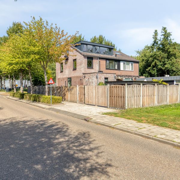 Hoofdweg-Zuid 10, Nieuwerkerk aan den IJssel