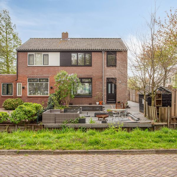 Hoofdweg-Zuid 10, Nieuwerkerk aan den IJssel