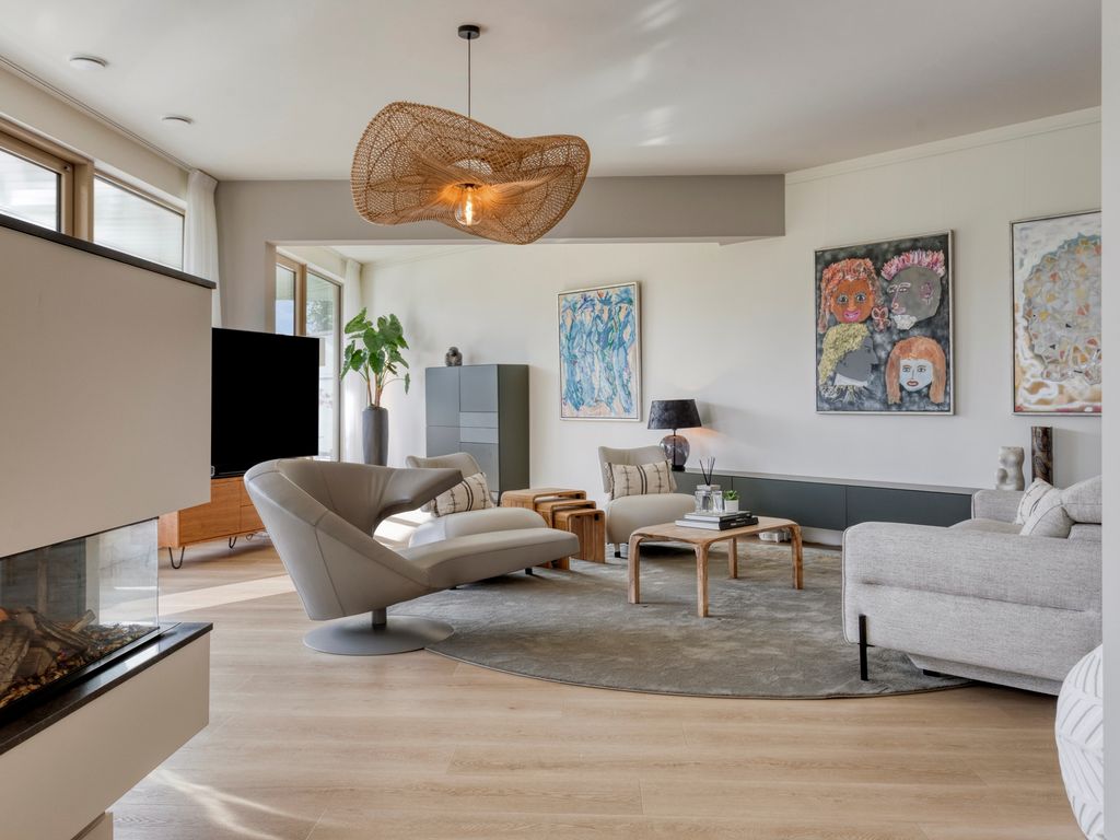 Nancy Zeelenbergsingel 38, Rotterdam