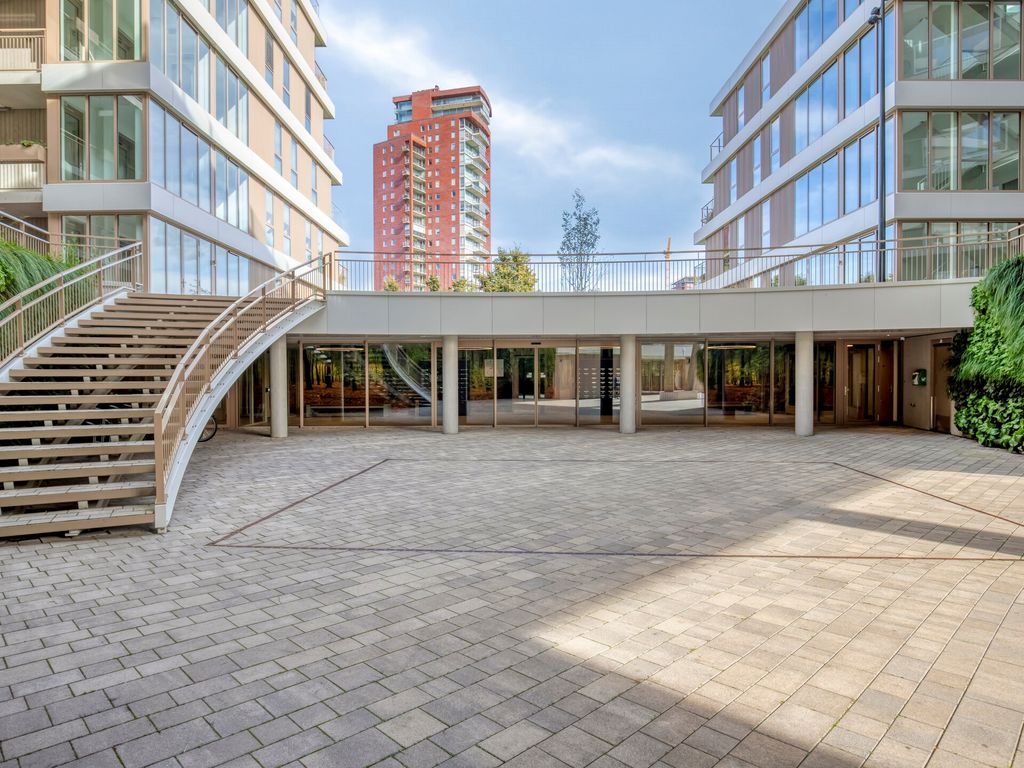 Nancy Zeelenbergsingel 38, Rotterdam