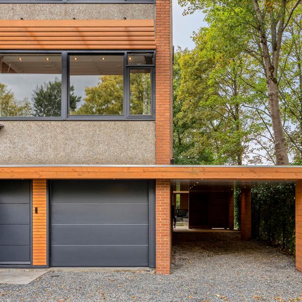 Akkerdistel 1, Rotterdam