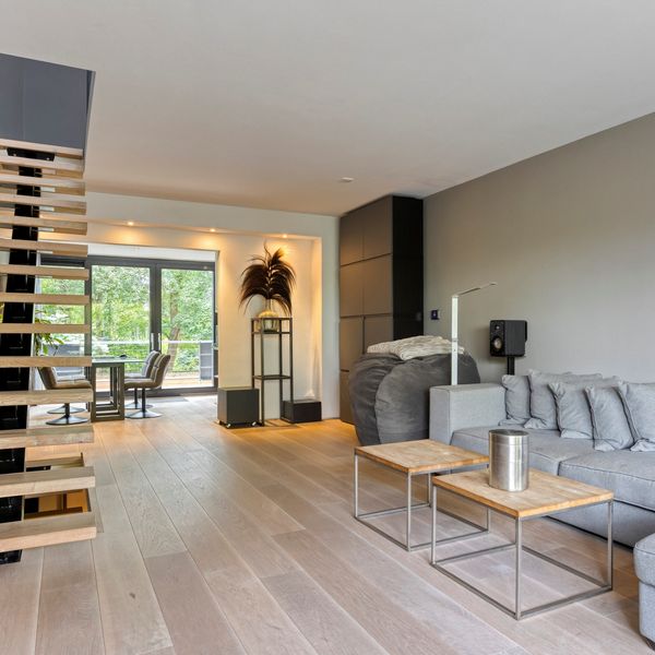 Akkerdistel 1, Rotterdam