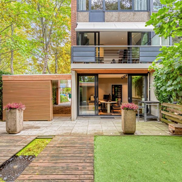 Akkerdistel 1, Rotterdam