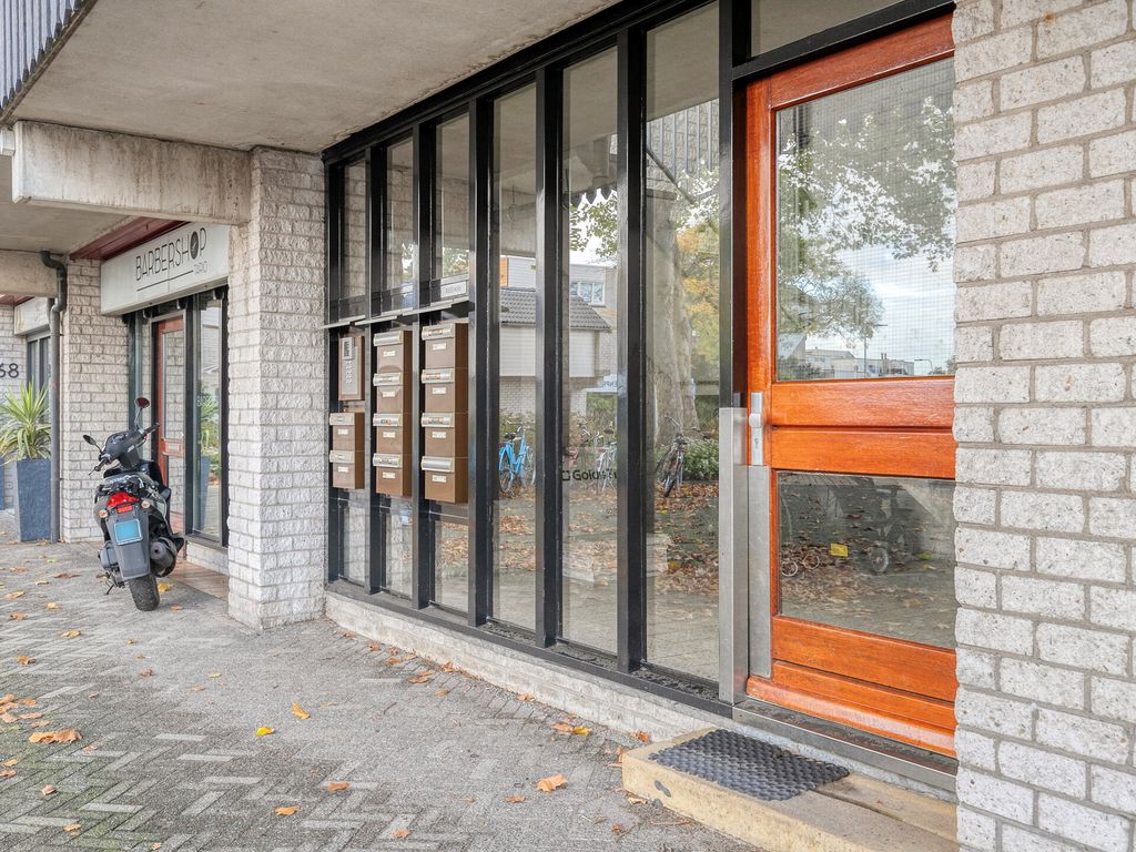 Reidans 60, Capelle aan den IJssel