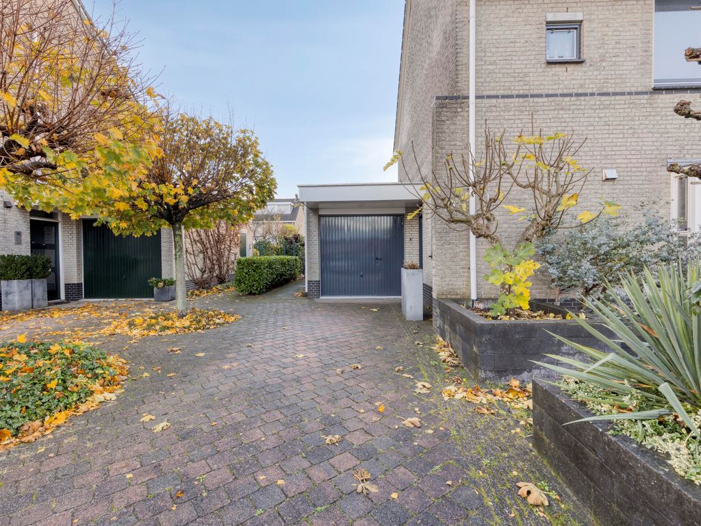 Berliozstraat 14, Capelle aan den IJssel